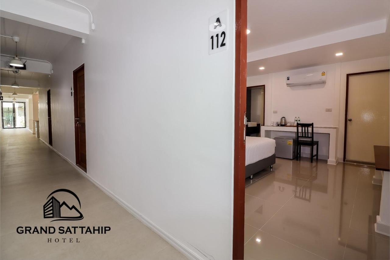 Grand Sattahip Hotel Extérieur photo